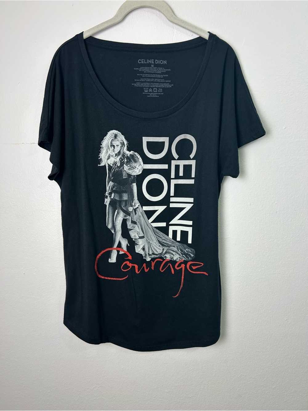 Celine Dion 2019 Courage Tour Graphic Tee Shirt size M‎ round neck short sleeve